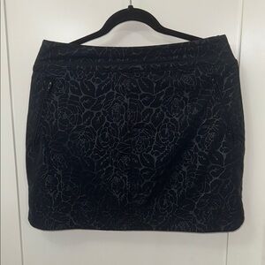 Orvis Women's Embossed Pull On Skort Skirt Tennis Golf Casual Black Size Small